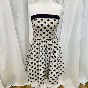 Sleeveless A-line dress